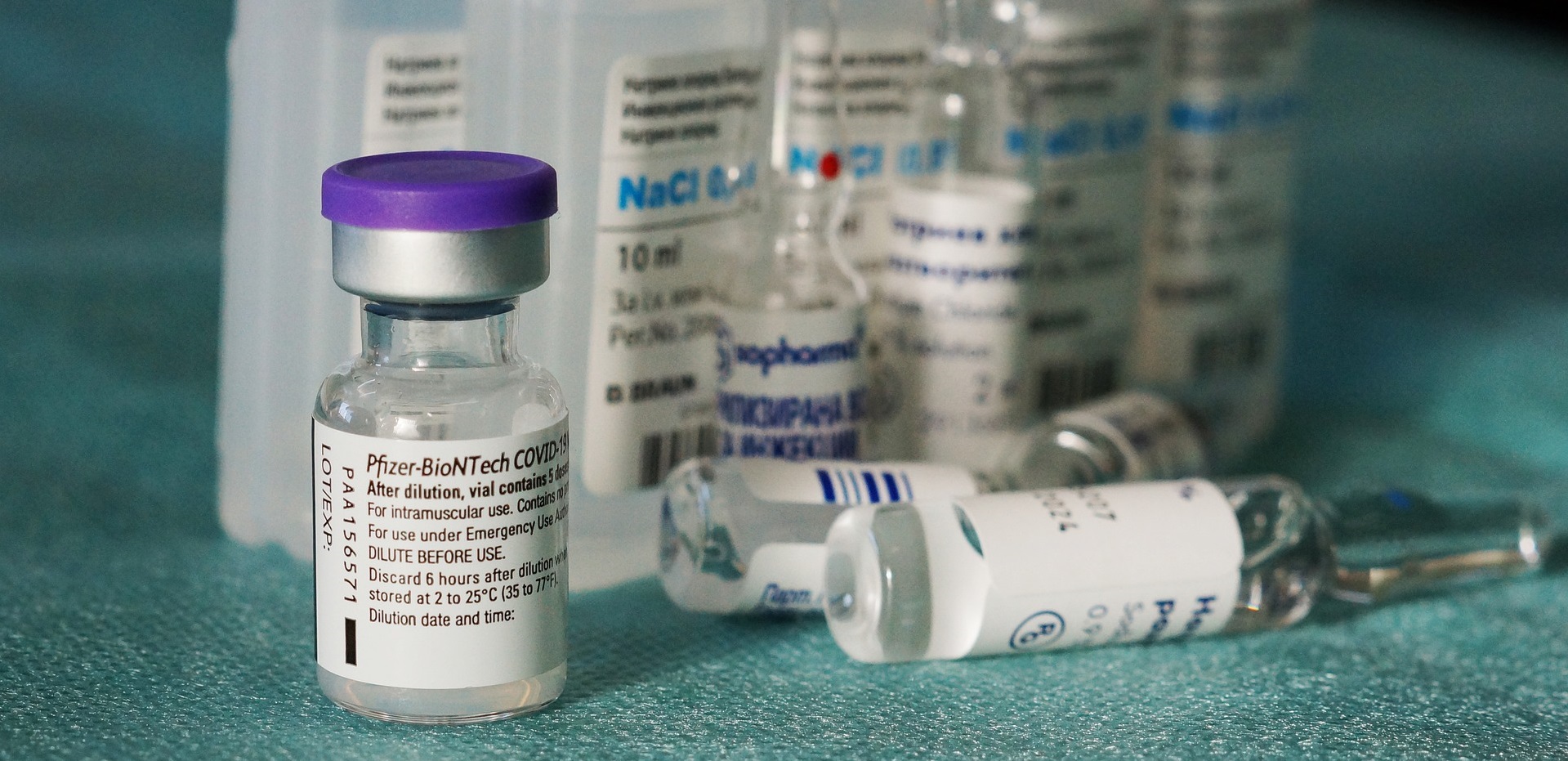 Un estudio cuantifica la efectividad de las vacunas de ARNm contra la COVID-19 en residencias de mayores en España