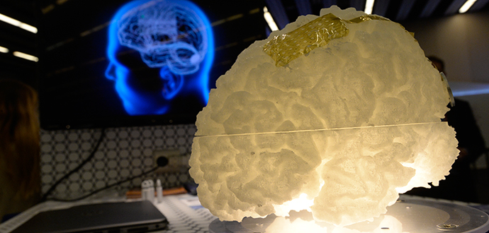 Crean unos sensores de grafeno que permiten detectar la actividad eléctrica del cerebro