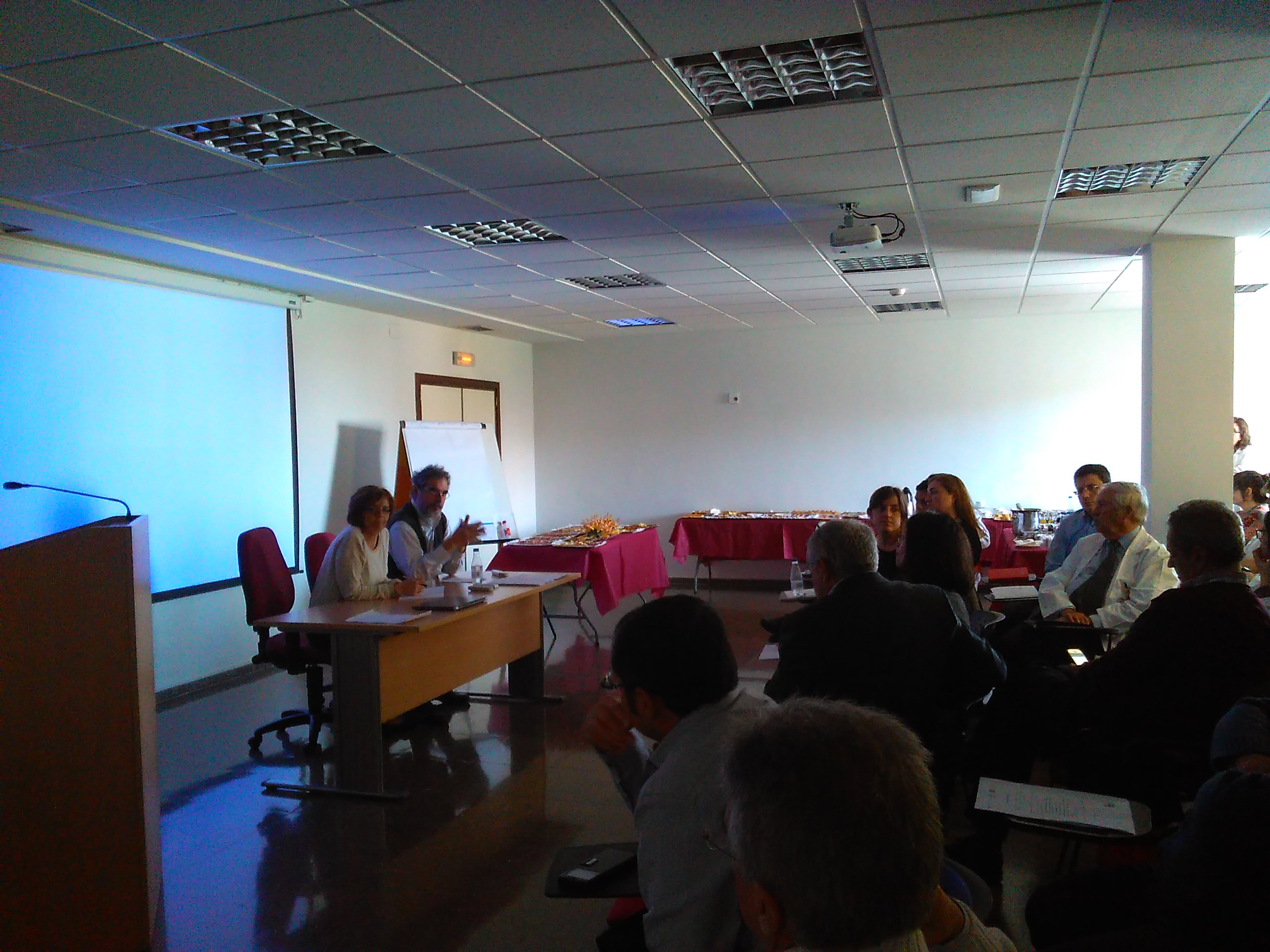 Proponen una serie de recomendaciones para mejorar la salud de los inmigrantes en España